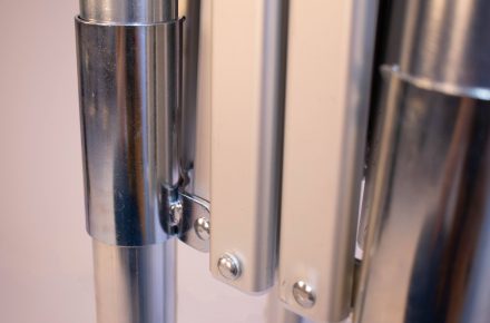 Namiot ze stelażem stalowo-aluminiowym